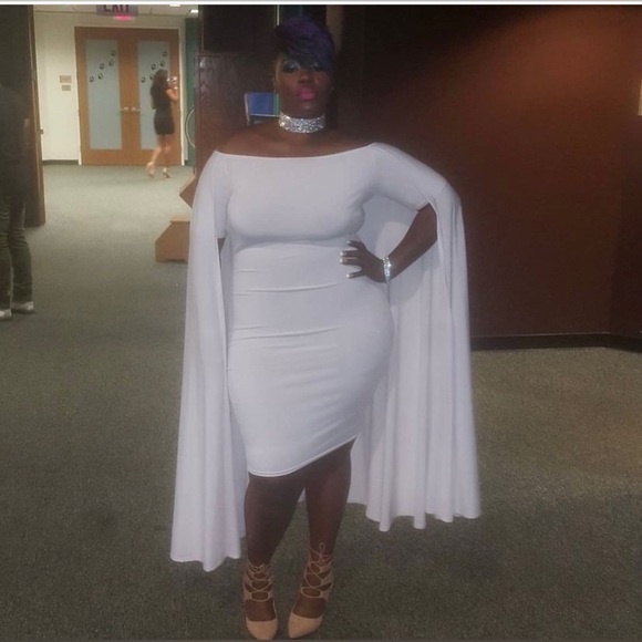 sexy diva Dresses & Skirts - All white Bodycon capped dress